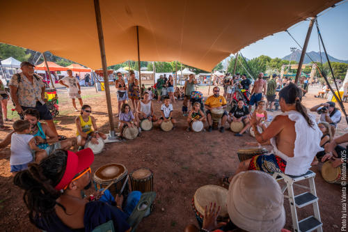 Taller de percusión africana