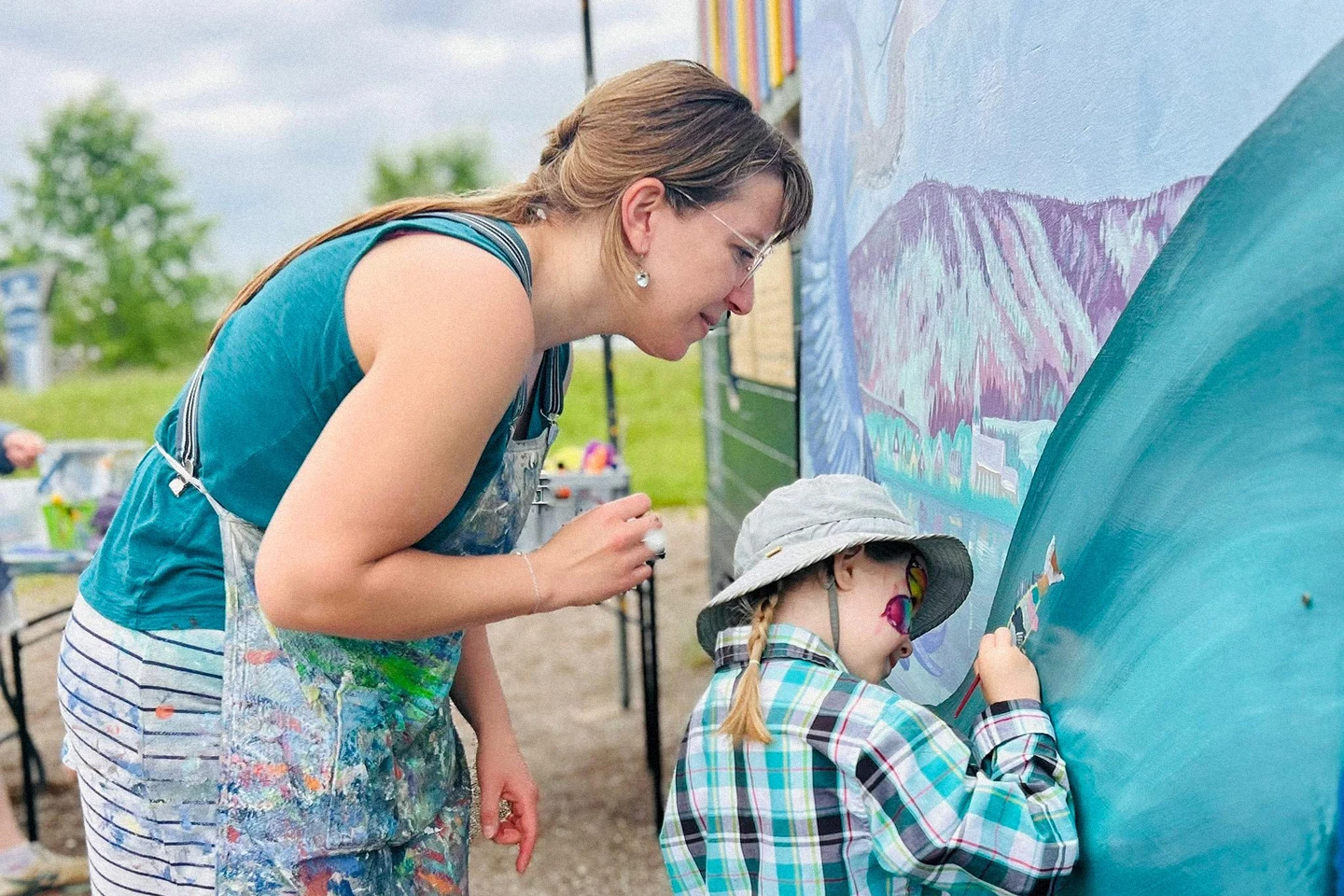 Murale participative avec La fée Couleur