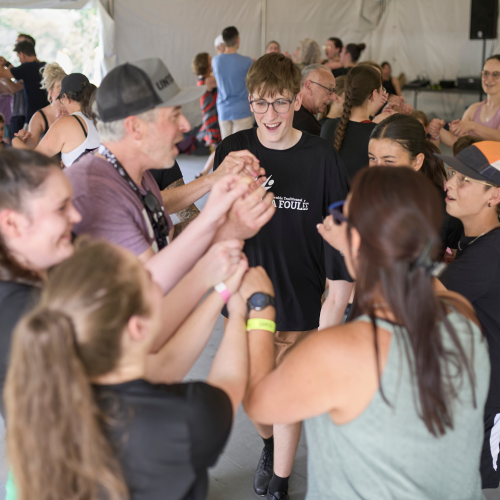 Danse avec Garçons à marier