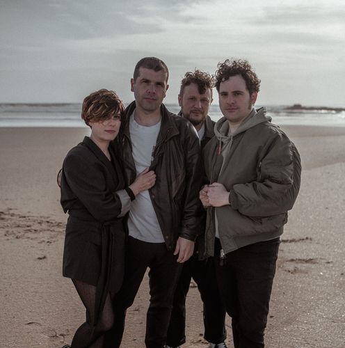 Triángulo de Amor Bizarro